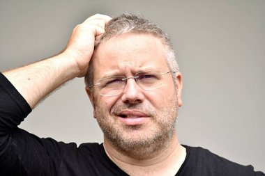 Tıraşsız erkek karışık