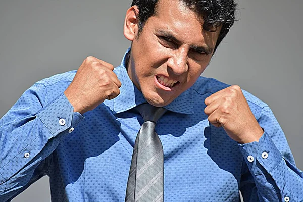 Homem de negócios adulto perturbado vestindo gravata — Fotografia de Stock