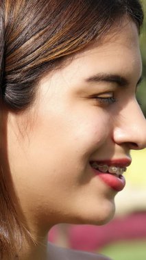 çekici kadın yüzü