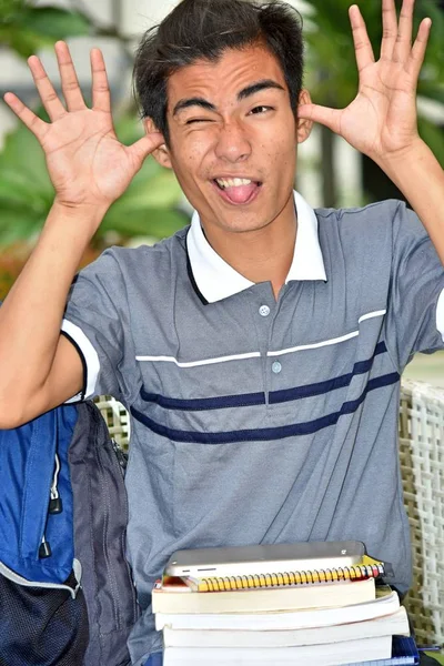 Un estudiante de chico loco — Foto de Stock