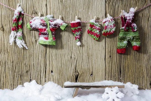 Noel dekorasyon boş sandalye ürününüzün karda — Stok fotoğraf