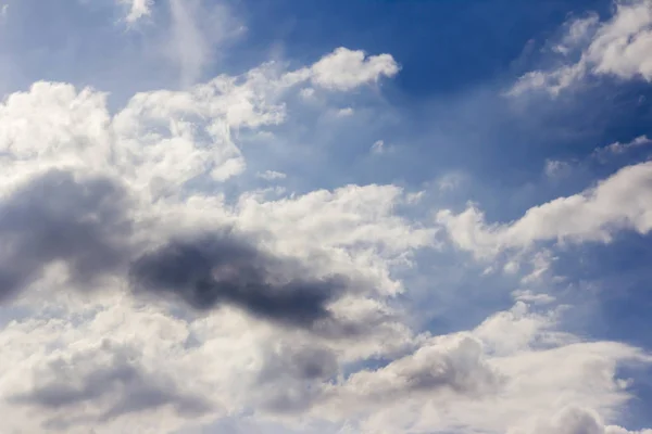 Cloud and blue sky background — Stock Photo, Image