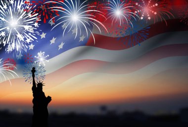 Alacakaranlık arka plan tasarımı 4 Temmuz Bağımsızlık günü ya da diğer kutlama için fireworks ile Amerikan bayrağı