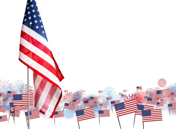 Bandera americana con fuegos artificiales diseño de fondo para EE.UU. 4 julio día de la independencia u otra celebración — Foto de Stock