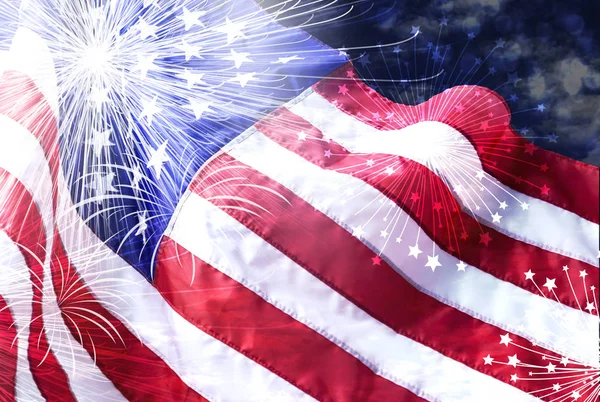 Amerika Flagge mit Feuerwerk Hintergrund für die USA 4 Juli Unabhängigkeitstag — Stockfoto