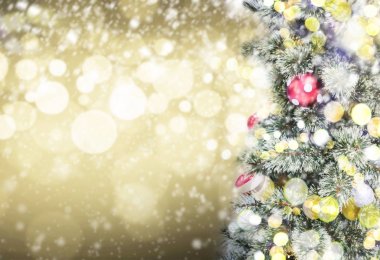 Noel ağacı ve bokeh kopya alanı ile ışık