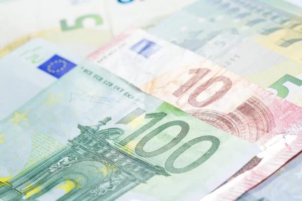 Cem notas de euro de perto — Fotografia de Stock