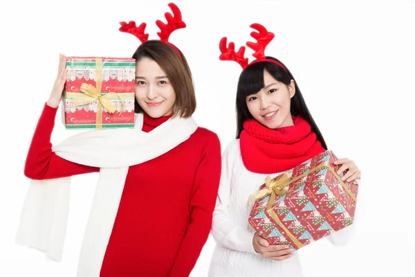 Portrait Two Young Females Holding Christmas Gifts — Stok fotoğraf