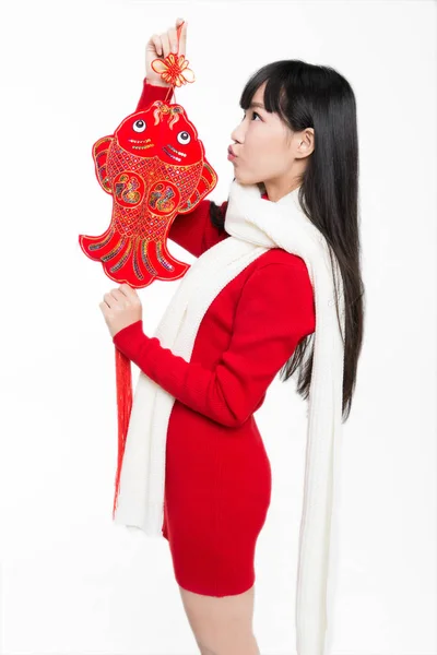Menina Bonita Segurando Decoração Ano Novo Chinês Tiro Estúdio — Fotografia de Stock