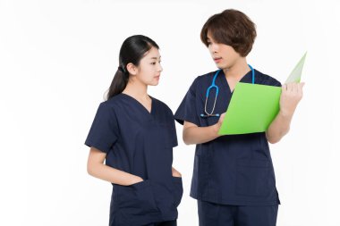  iki profesyonel tıp uzmanı