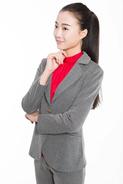 Κινέζα Όμορφη Νεαρή Εθιμοτυπία Κυρία Φορώντας Ένα Γκρι Κοστούμι — Φωτογραφία Αρχείου