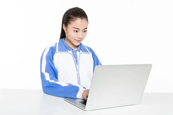 Chinoise Étudiante Dans Salle Classe Avec Ordinateur Portable Images De Stock Libres De Droits