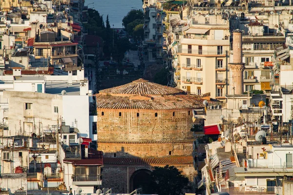 Ροτόντα με κίνηση, πανοραμική πουλιά μάτια άποψη της Θεσσαλονίκης — Φωτογραφία Αρχείου