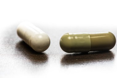 İki kapsül hap, kapatmak makro atış