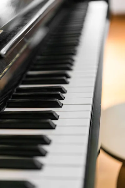 Piano Keys, Close up shot with Shallow depth of Field — Stock Photo, Image