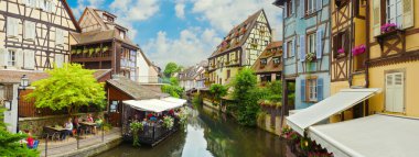 Güzel tarihi kent Colmar