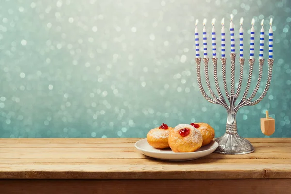 Sufganiyot διακοπές Hanukkah και menorah — Φωτογραφία Αρχείου