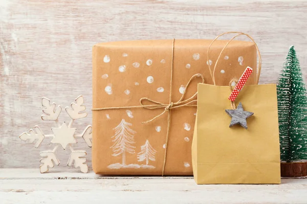 Background with homemade gift bag — Stock Photo, Image