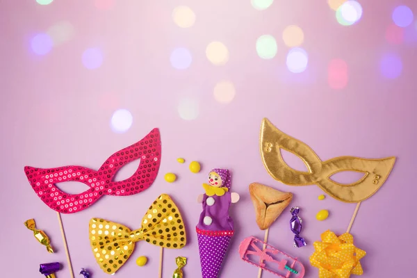 Conceito de férias Purim com máscaras de carnaval — Fotografia de Stock