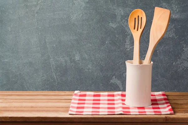 Wooden kitchen utensils — Stock Photo, Image