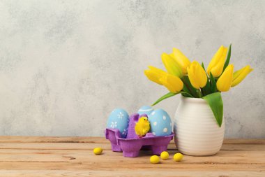  Lale ve yumurta decorationas