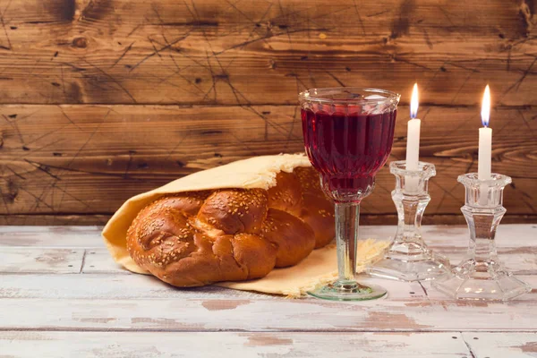 Shabbat conceito com copo de vinho — Fotografia de Stock