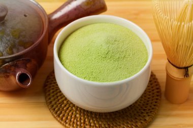 Matcha organik yeşil çay tozu 