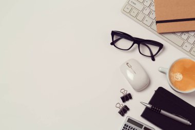  Resepsiyon ile bilgisayar klavye, notebook 