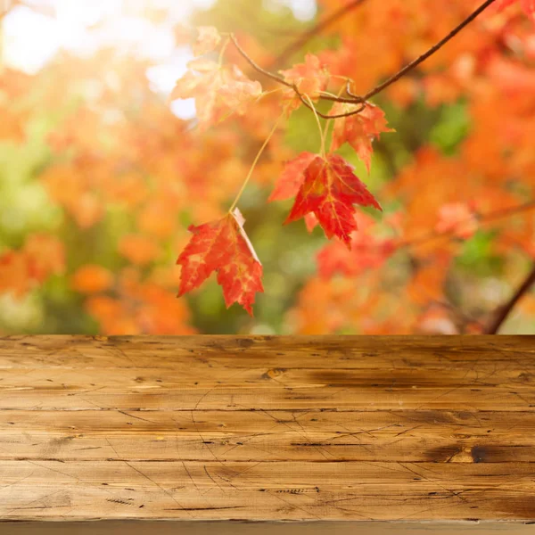 Lege houten tafel — Stockfoto