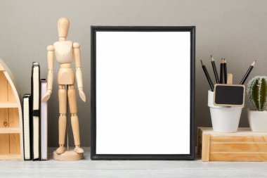 Çerçeve masaya alay etmek yukarıya