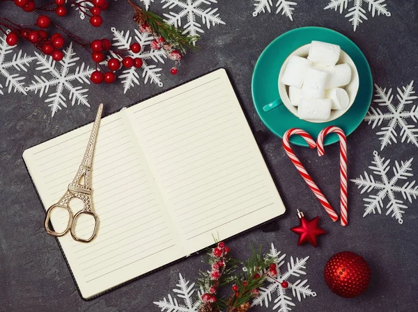 Natale sfondo vacanza con notebook — Foto Stock