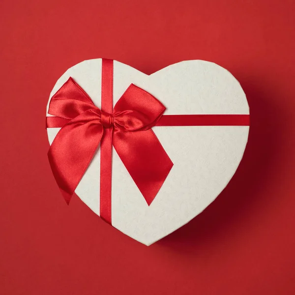 Heart shape gift box — Stock Photo, Image