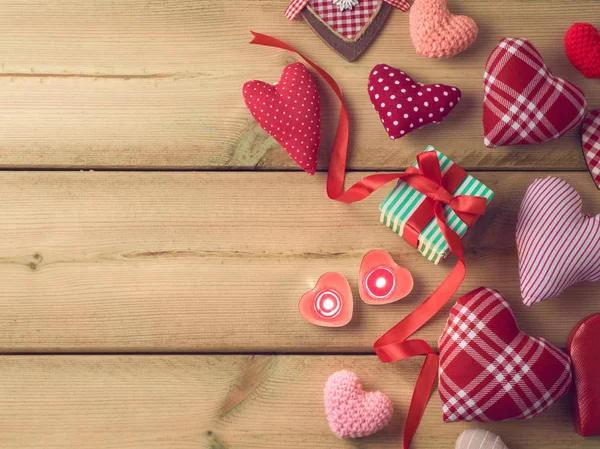 Valentinstag Hintergrund Mit Herzformen Und Geschenk Box Ansicht Von Oben — Stockfoto
