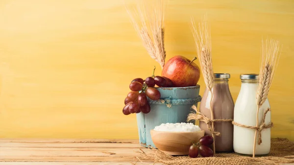 Milk Chocolate Milk Bottles Fruits Wooden Table Jewish Holiday Shavuot — Stock Photo, Image