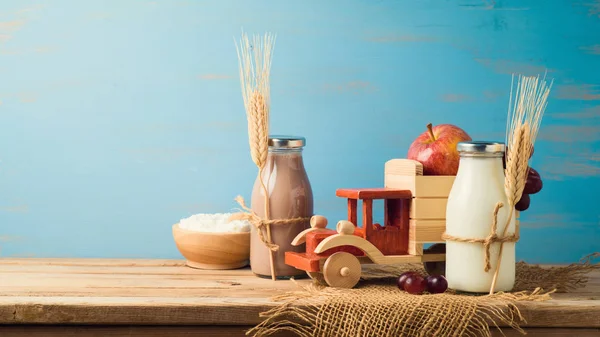 Jewish holiday shavuot concept — Stock Photo, Image