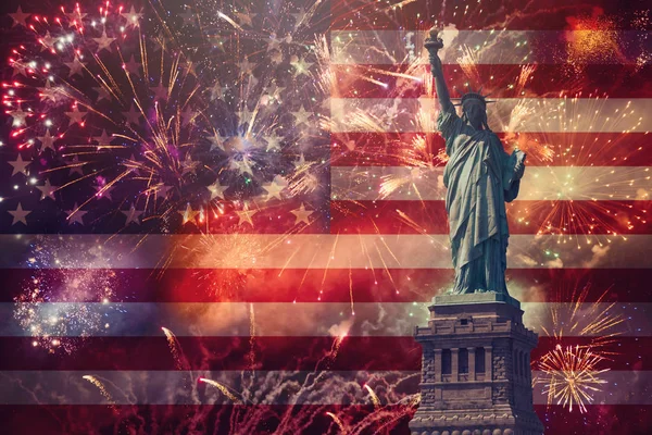 4Th July Concept Statue Liberty Fireworks — Stock Photo, Image