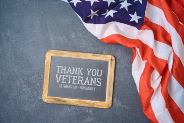 Gazi günü arkaplanı, metin ve Usa bayrağı. En üst görünüm ab