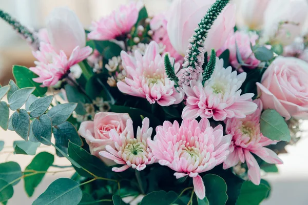 Voorjaar bloemen boeket achtergrond — Stockfoto