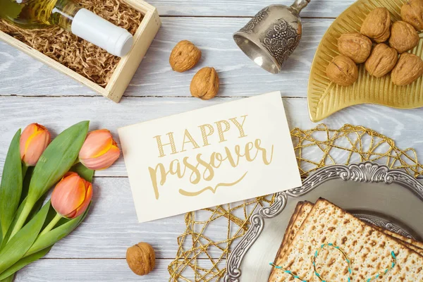 Judisk Helgdag Påsk Gratulationskort Med Matzo Seder Tallrik Vin Och — Stockfoto