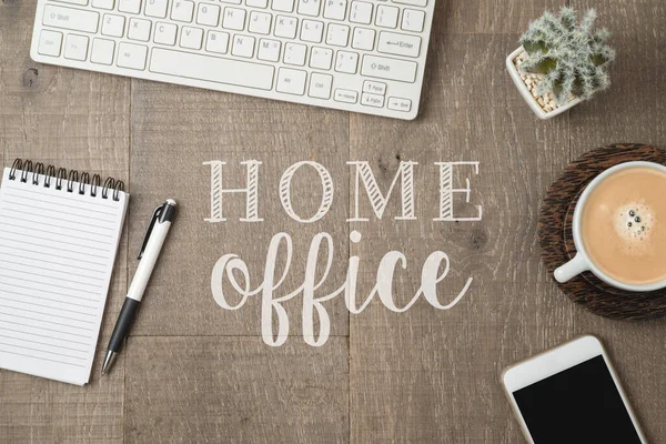 Home Office Lavoro Dal Concetto Casa Tavolo Lavoro Con Tastiera — Foto Stock