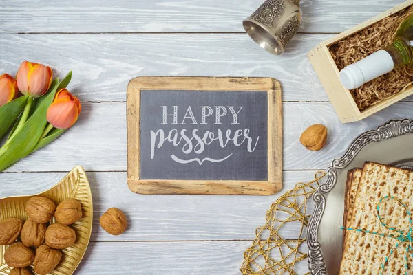 Jewish Holiday Passover Background Matzo Seder Plate Wine Chalkboard Frame — Stock Photo, Image