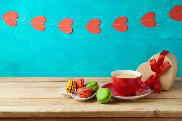 Happy Mother Day Concept Coffee Cup Macaroons Woooden Table — Stock fotografie