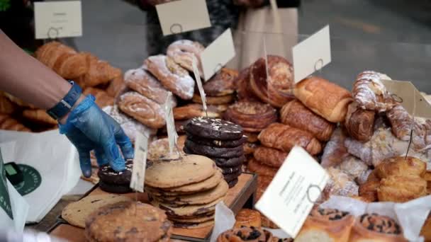 London September 2019 Pastries Cookies Piled High Ready Sale Stall — Stock Video