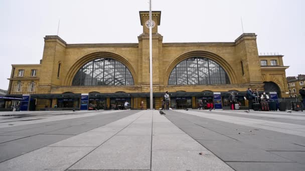 Londres Mars 2020 Vue Sol Façade Gare King Cross Inhabituellement — Video