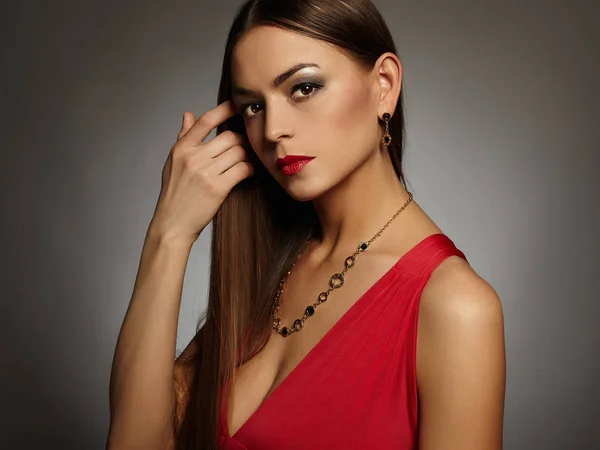 Sexy dama en vestido rojo — Foto de Stock