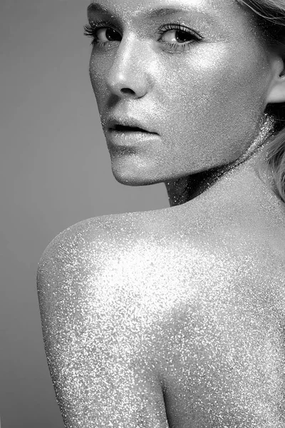 Beautiful Woman with Sparkles on her Face and Body — Stock Photo, Image