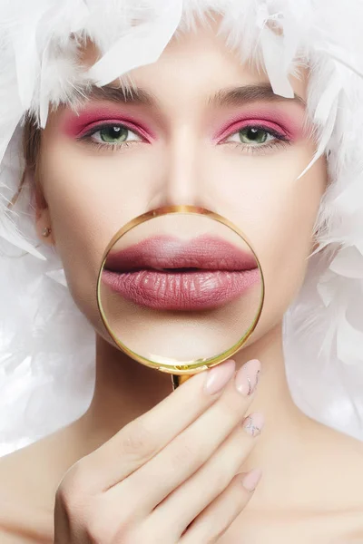 Lábios de Rapariga num zoom. Beleza, Maquiagem, Aumento labial — Fotografia de Stock
