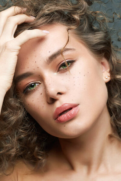 Beautiful freckles hair woman. amazing curly girl — Stock Photo, Image