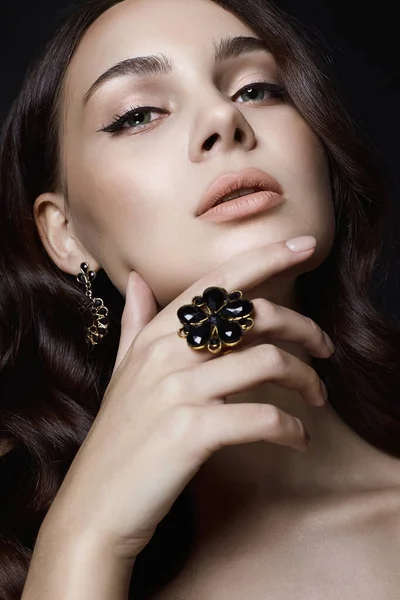 반지를 화장을 보석을 아름다운 — 스톡 사진