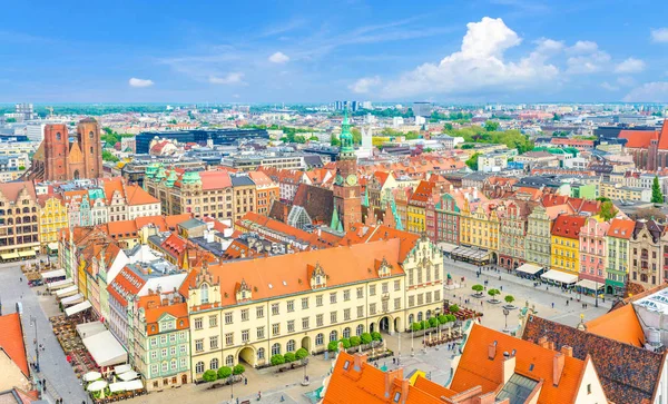 파노라마같은 도시의 역사적 중심지 새로운 색상의 폴란드 — 스톡 사진